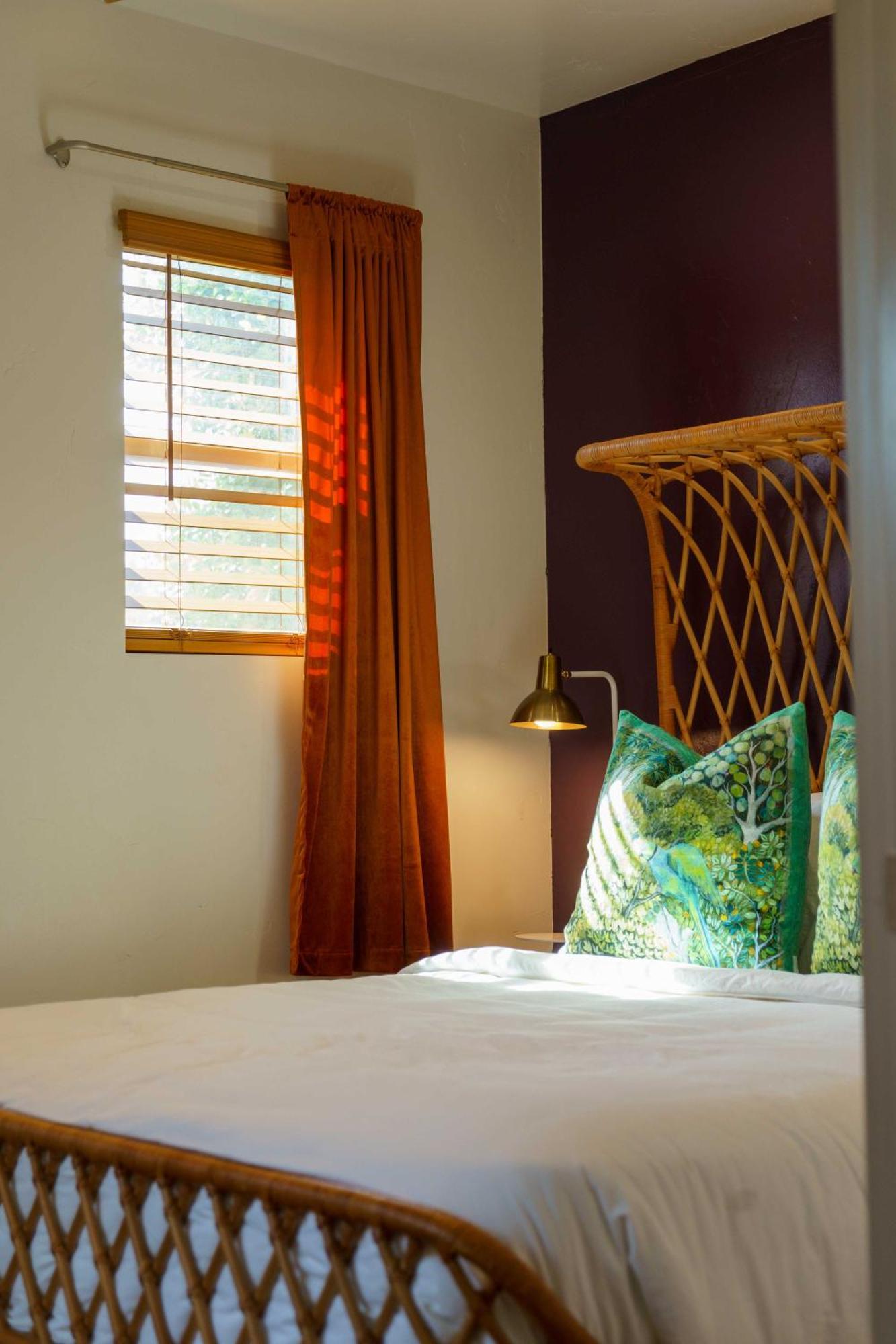 Saint Boniface Hotel Indio Habitación foto